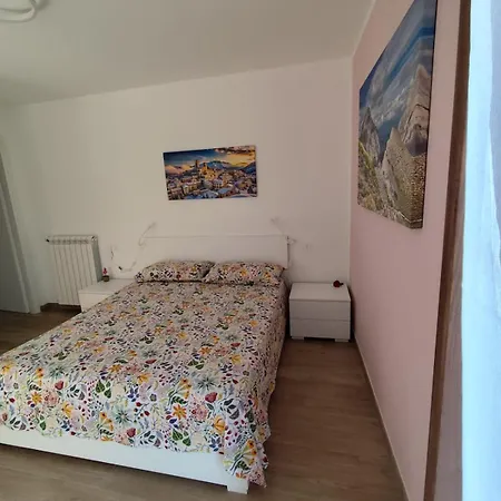 Casa Amarena