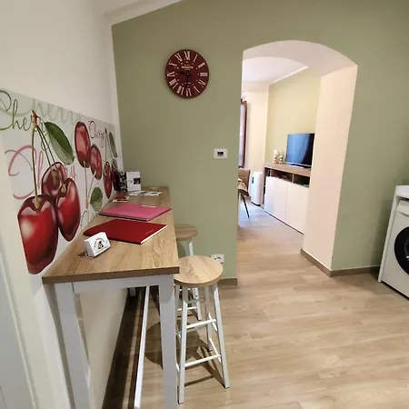 Casa Amarena Apartment *